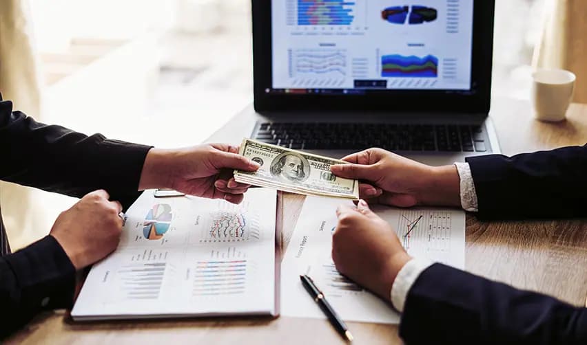 Investidores Aumentam Interesses em IPOs de Biotecnologia em Hong Kong