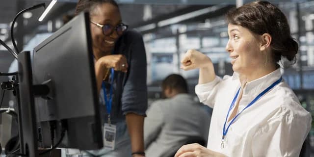 IBM triplica contratações iniciais nos EUA até 2026