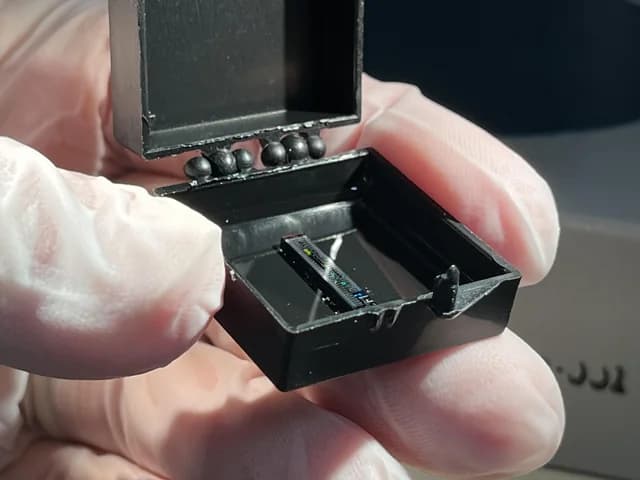 Flexible Chip Developed for In-Memory Computing in Edge Intelligence